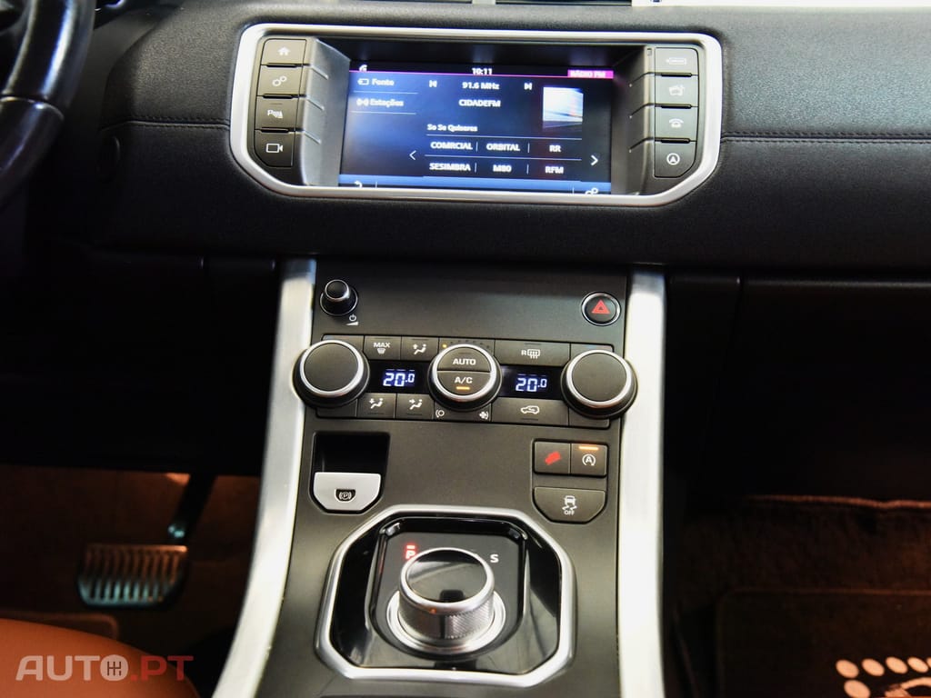 Land Rover Evoque 2.0 TD4 SE Dynamic Auto — fotografia 25
