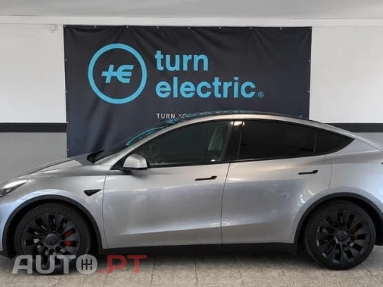 Tesla Model Y Performance Dual Motor AWD