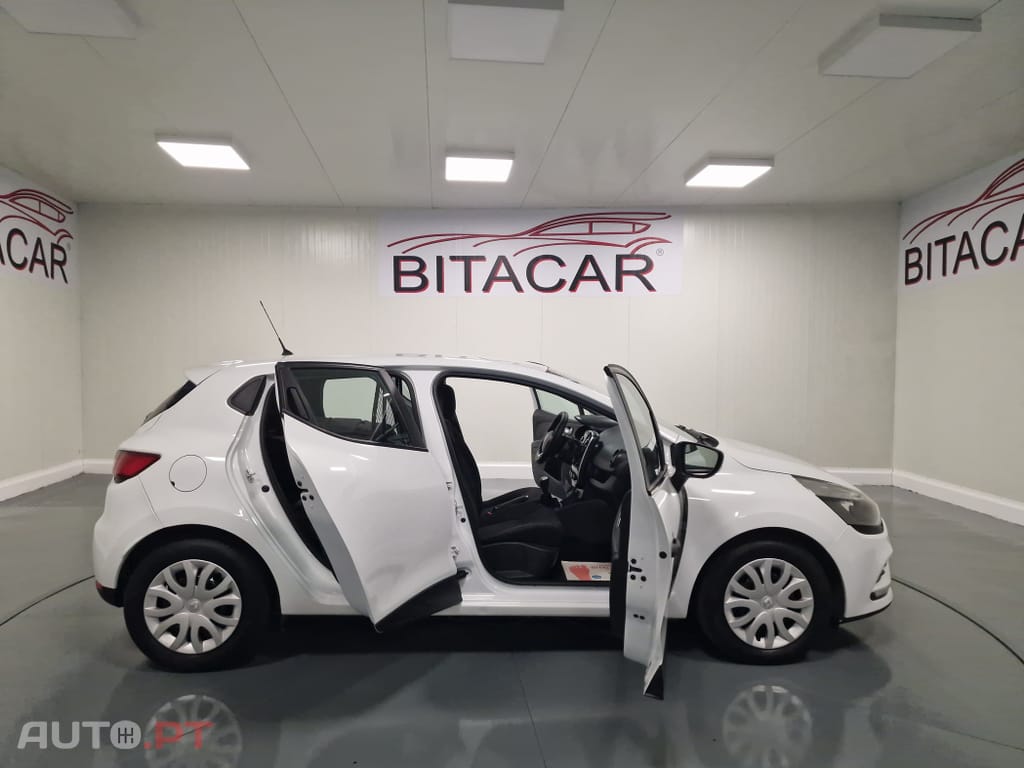 Renault Clio SOCIETE 1.5 DCI ZEN IVA DEDUTIVEL