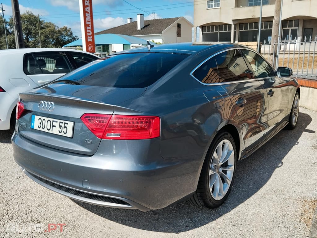Audi A5 2.0 TDI S-LINE