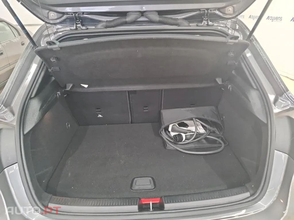 Mercedes-Benz A 250 e Style Plus