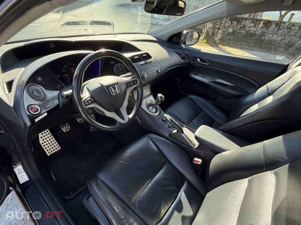 Honda Civic 1.8 Executive