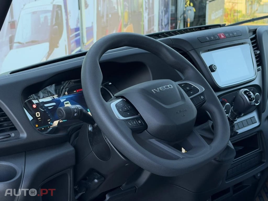 Iveco Daily 3.0 - 180 CAB. DUPLA 7 LUGARES NOVA !!