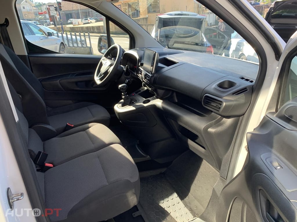 Opel Combo 1.5 CDTi L1H1 Enjoy