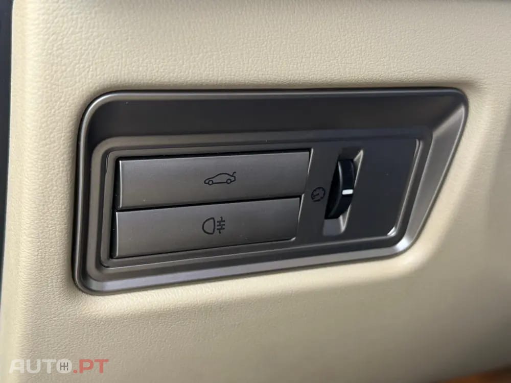 Jaguar XF 2.7 D V6 Luxury