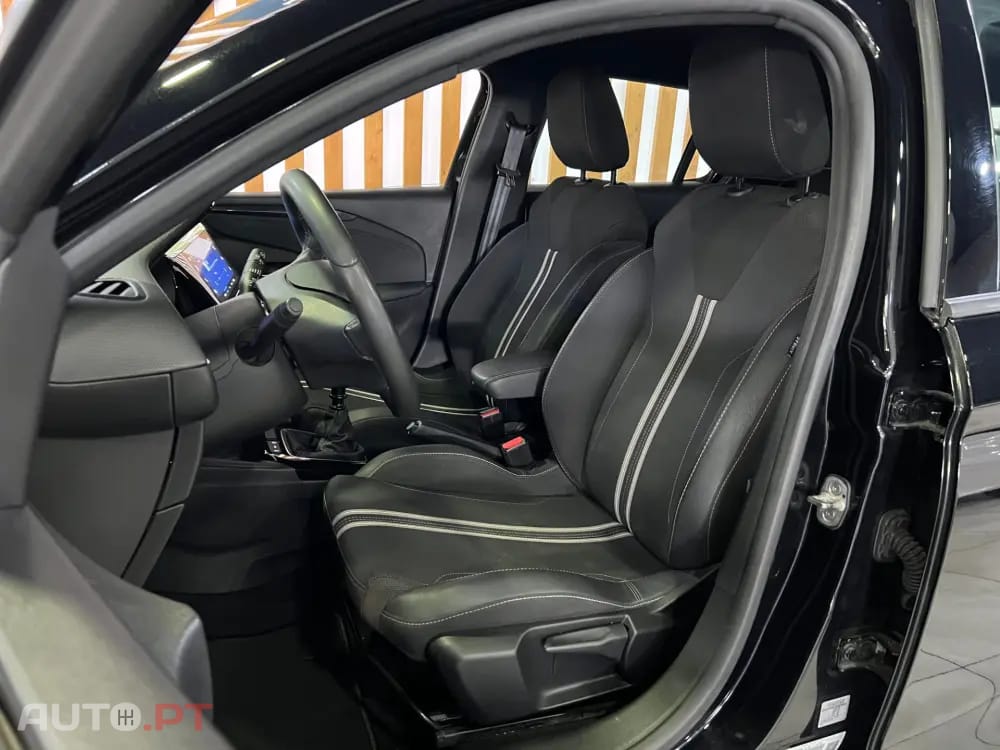 Opel Corsa 1.2 T GS