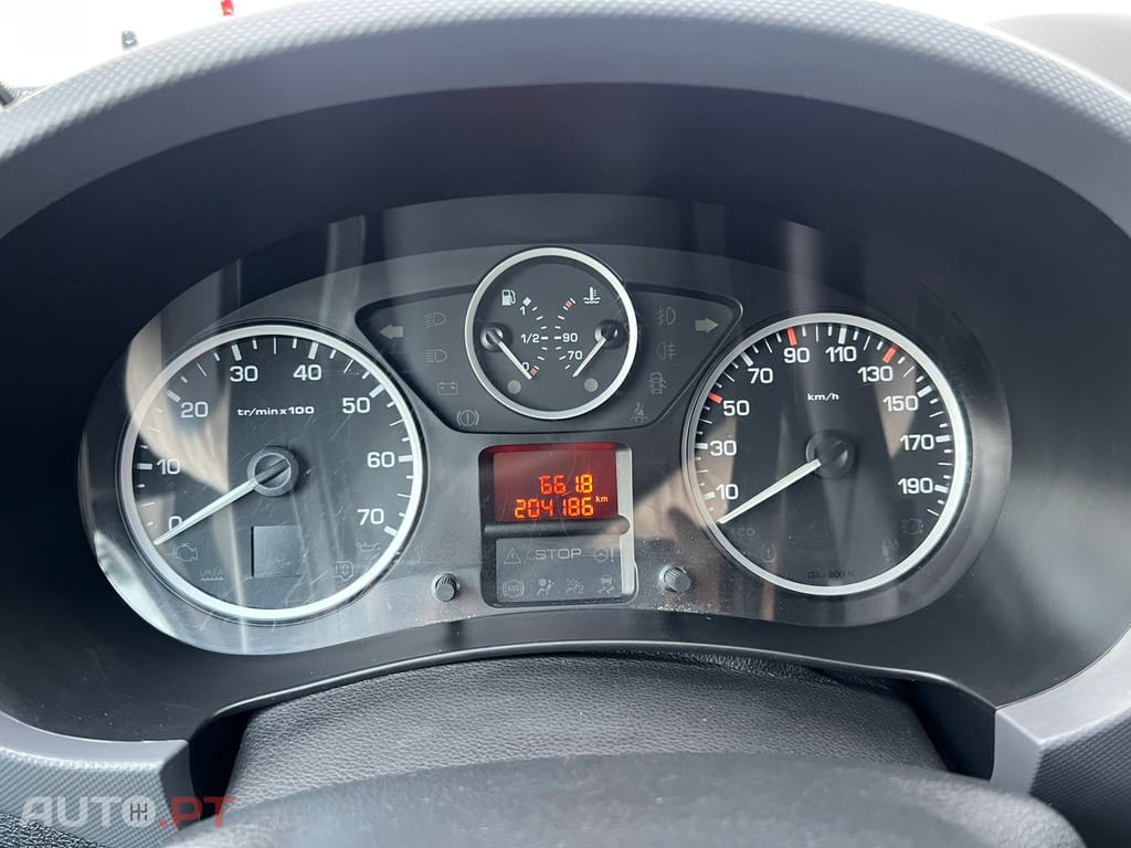 Citroen Berlingo HDI EAT8