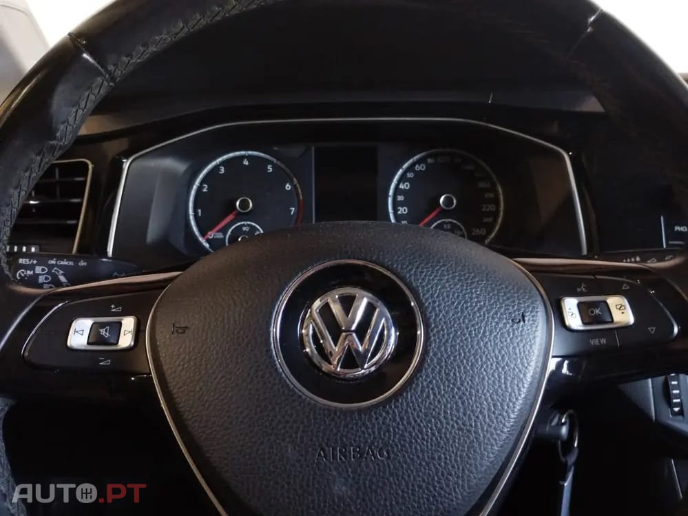 Volkswagen Polo 1.0 TSI R-LINE
