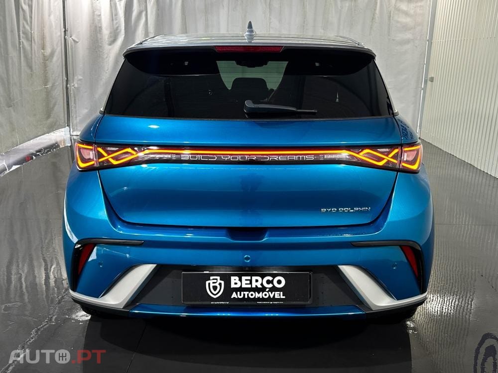 BYD Dolphin 60.4 kWh Design