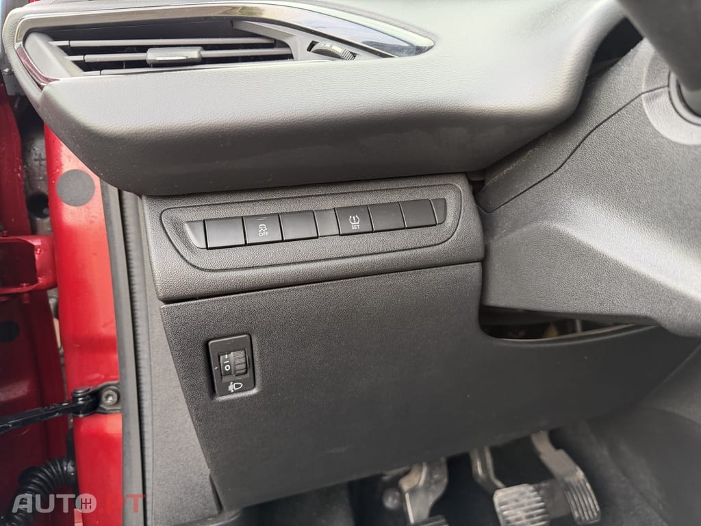 Peugeot 208 1.2 PureTech Active