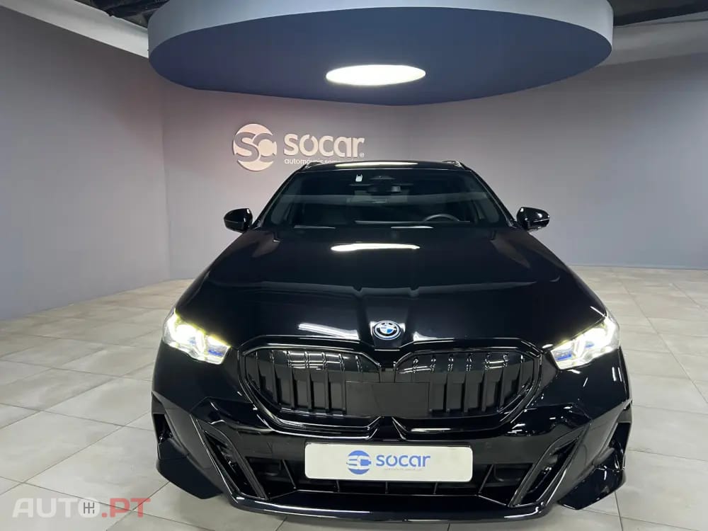 BMW 530 e Pack Desportivo M
