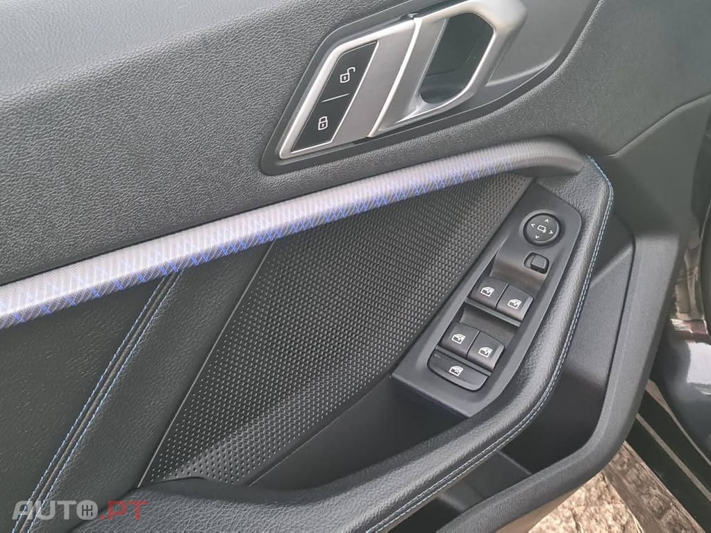 BMW 118 d Pack Desportivo M