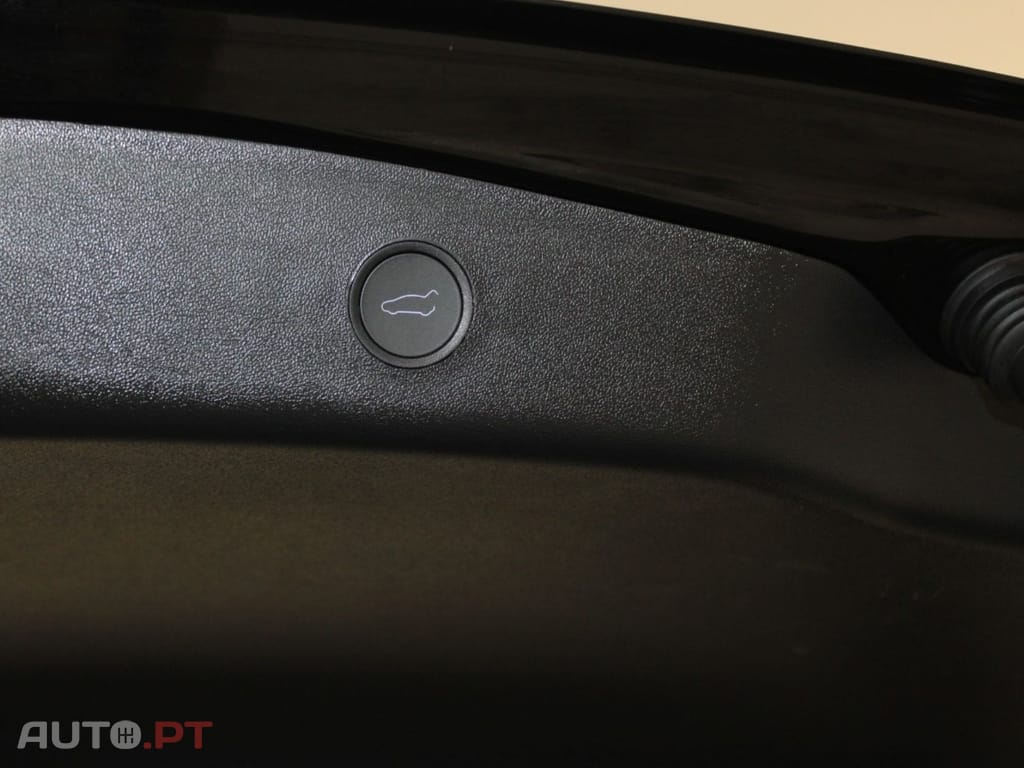 Tesla Model 3 LONG RANGE I.V.A DEDUTÍVEL 