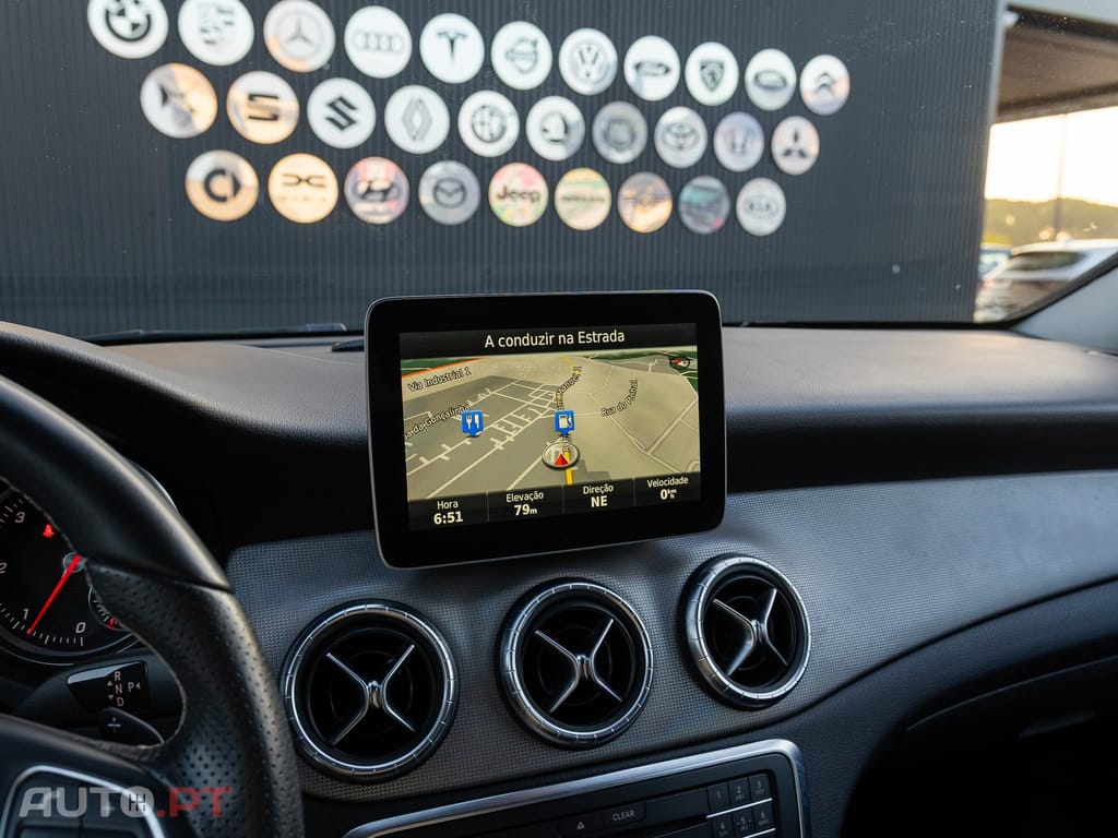 Mercedes-Benz CLA 200 d Shooting Brake Urban Aut. — fotografia 18