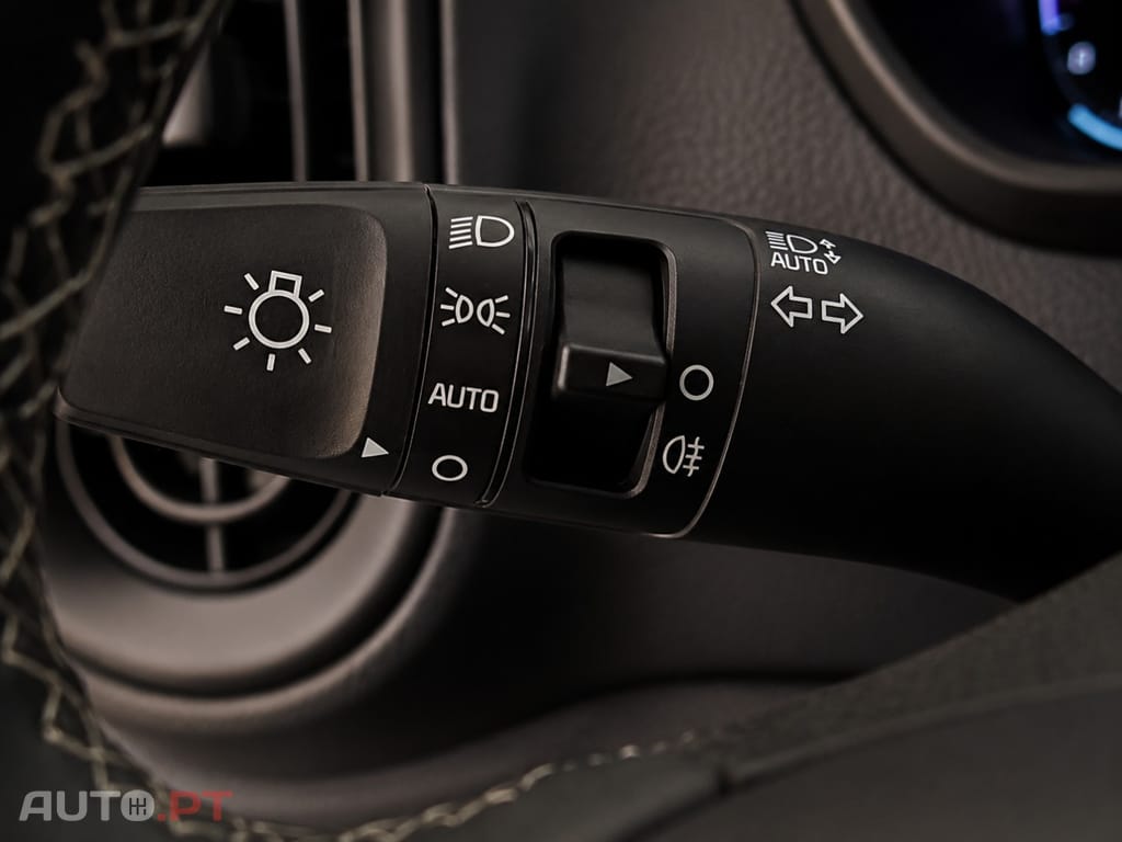 Kia Picanto 1.0 MPi Urban 5AMT — fotografia 30