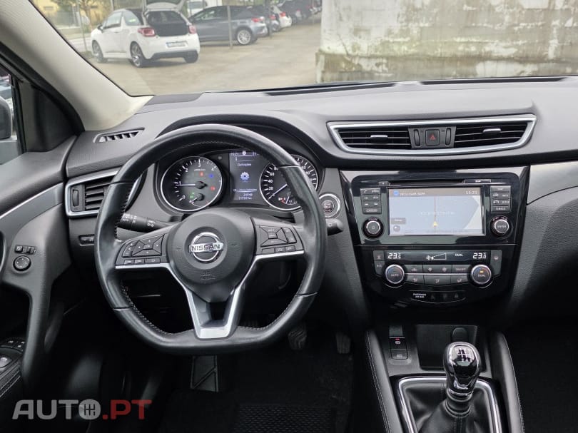 Nissan Qashqai 1.5 dCi N-Connecta