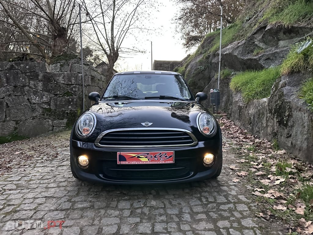 MINI Cooper Cooper D