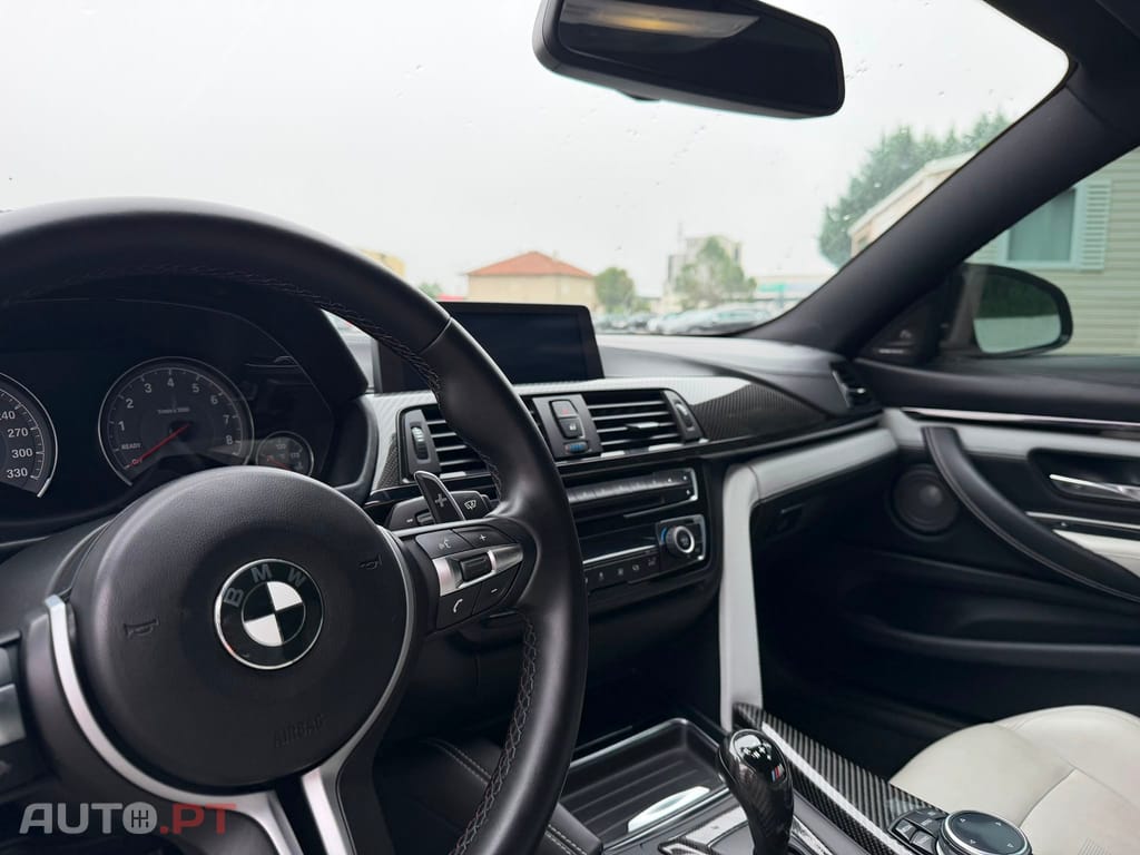 BMW M4 Auto