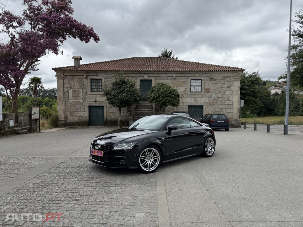 Audi TT 2.0 TFSI quattro S-line S tronic