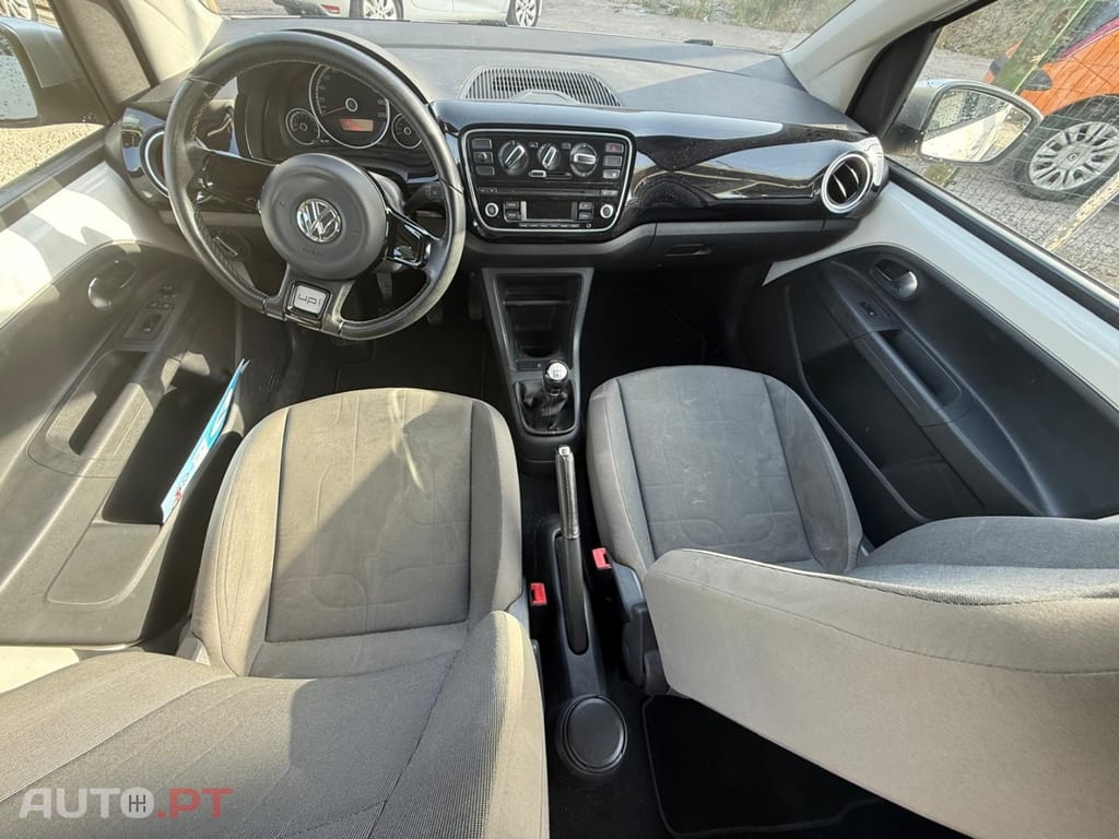Volkswagen Cross Up! 1.0