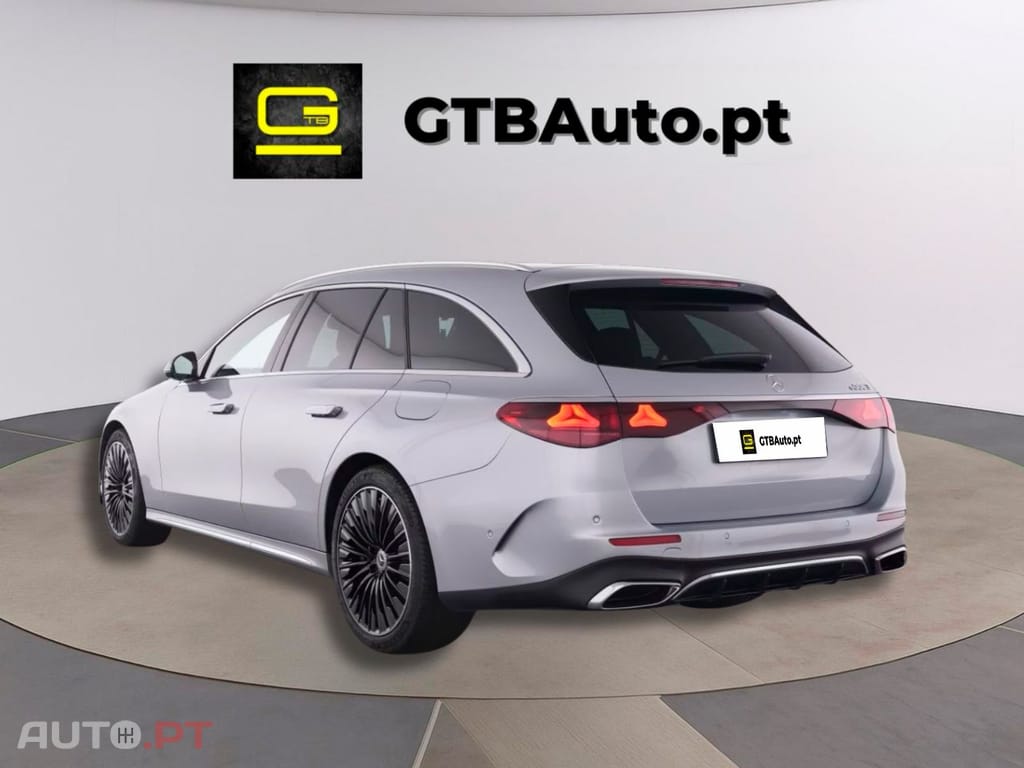 Mercedes-Benz E 300 I.V.A DEDUTIVEL T e AMG