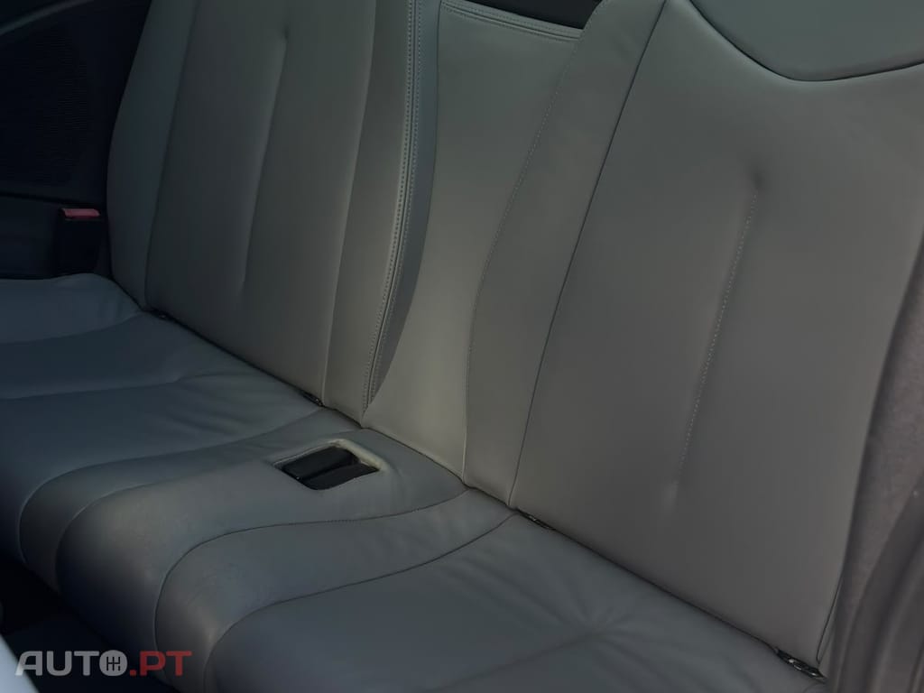 Peugeot RCZ 1.6 200 THP