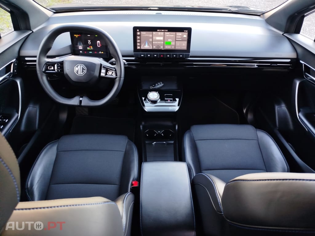 MG MG4 64 kWh Luxury