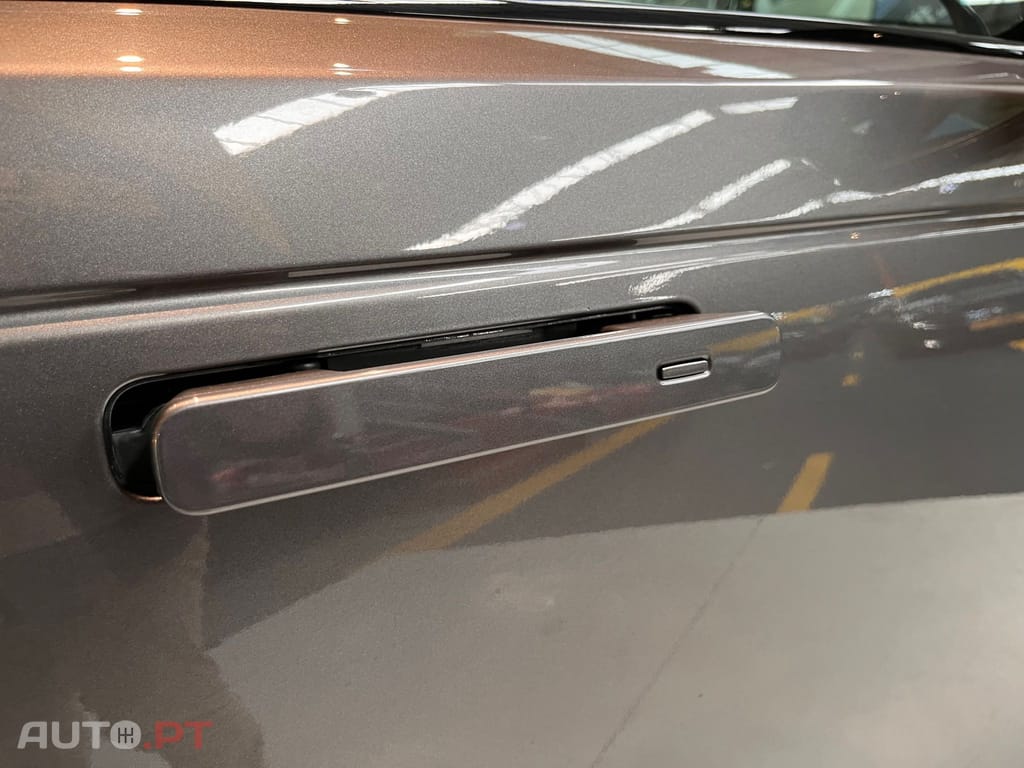 Land Rover Velar 2.0 R-Dynamic 241cv