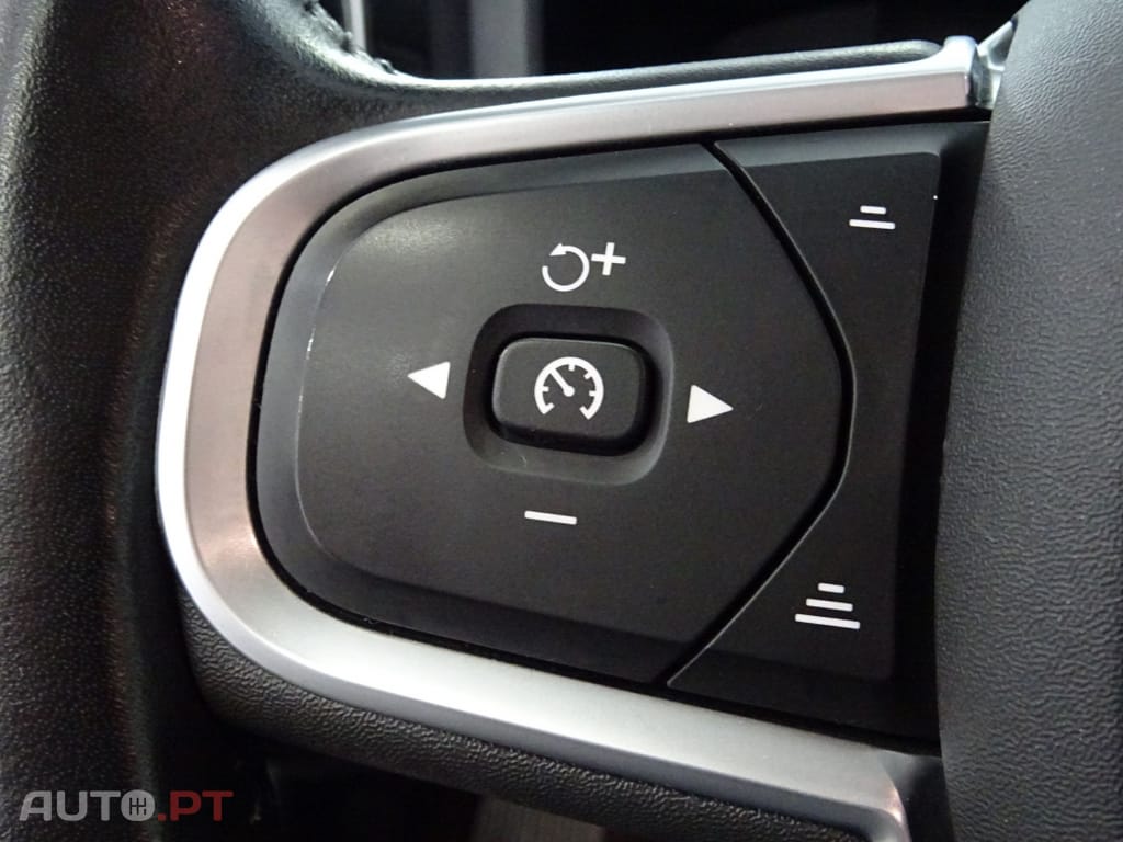 Volvo V60 2.0 D3 Momentum