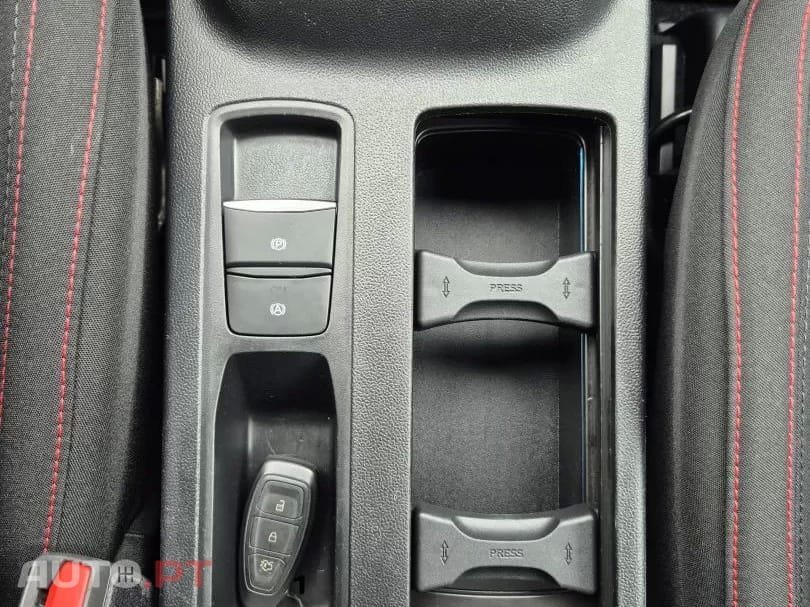 Ford Focus SW 1.0 EcoBoost MHEV ST-Line