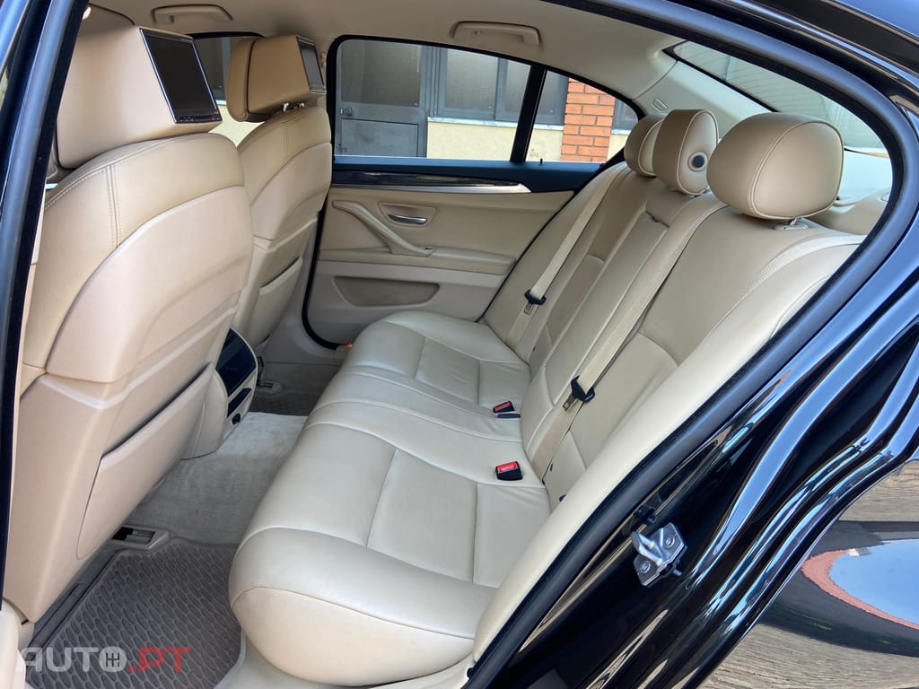 BMW 520 D LUXURY AUTO