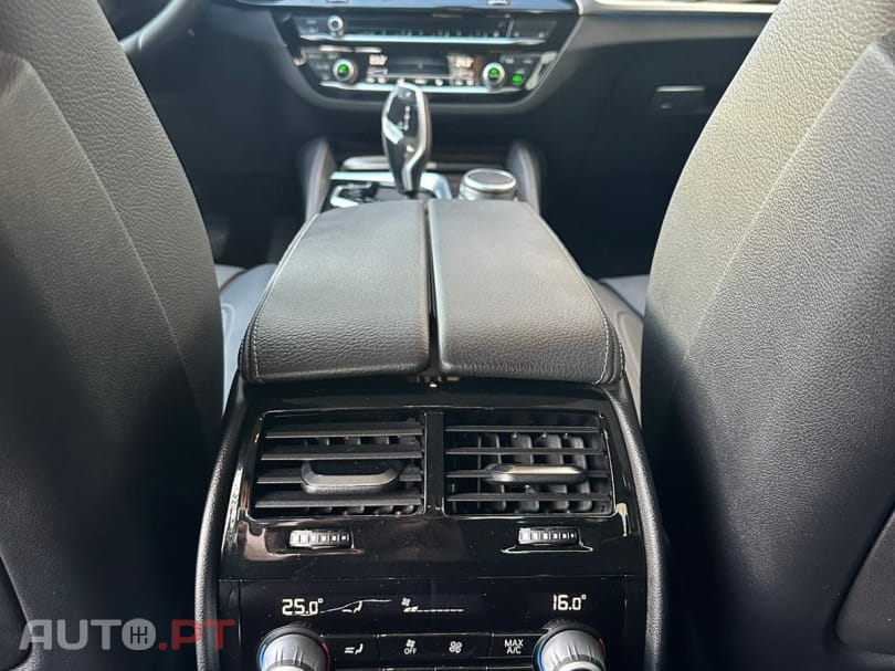 BMW 530 e Line Luxury