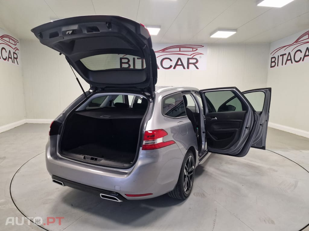 Peugeot 308 SW 1.5 BLUEHDI STYLE