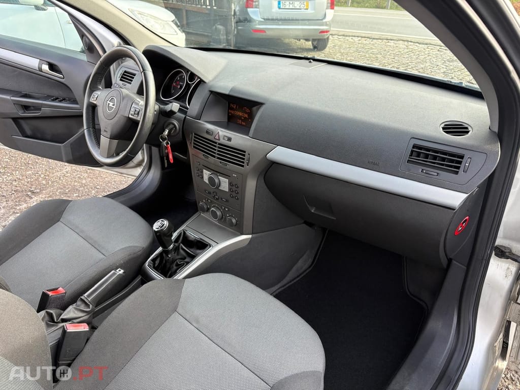Opel Astra 1.3 CDTi Enjoy
