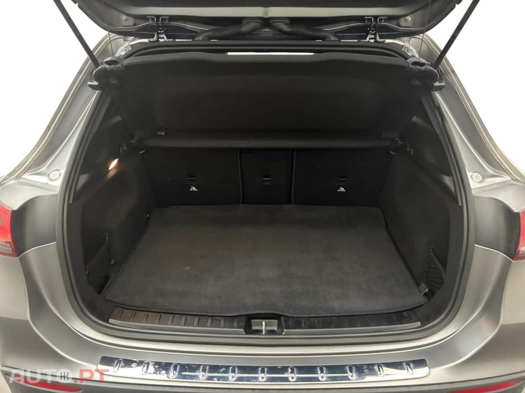 Mercedes-Benz GLA 200 AMG Line