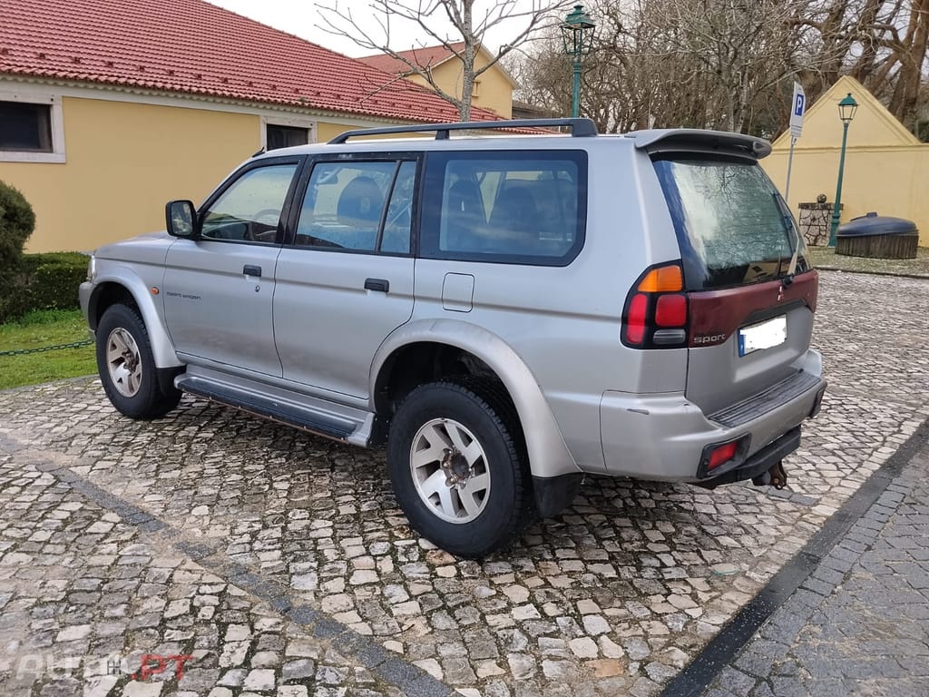 Mitsubishi Pajero Sport Wagon