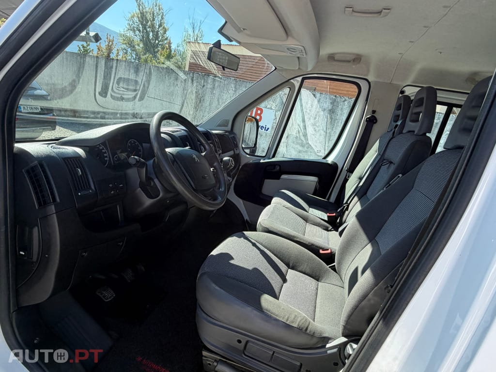 Peugeot Boxer 2.2HDI 7LUG c/AC