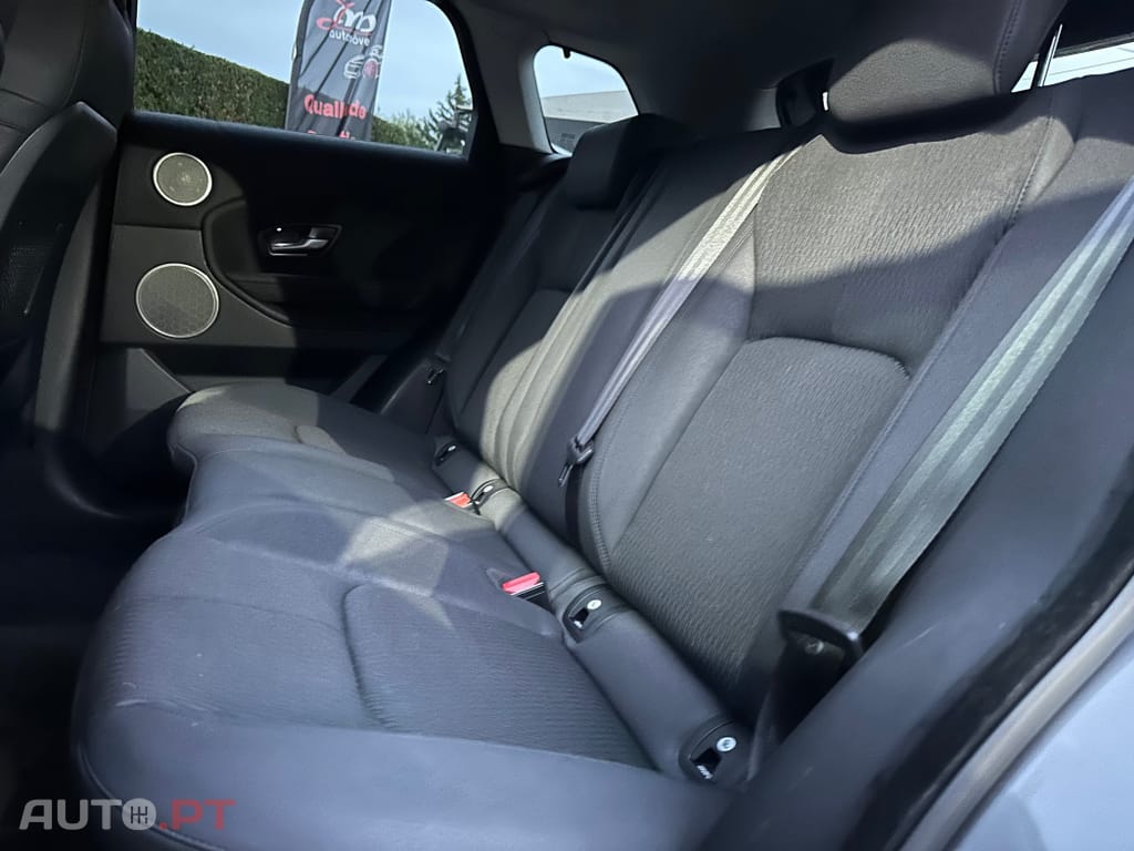 Land Rover Evoque 2.0 TD4 SE Dynamic