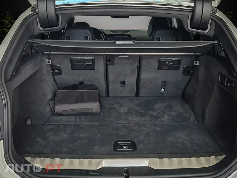 BMW 330 e Aut. M Sport