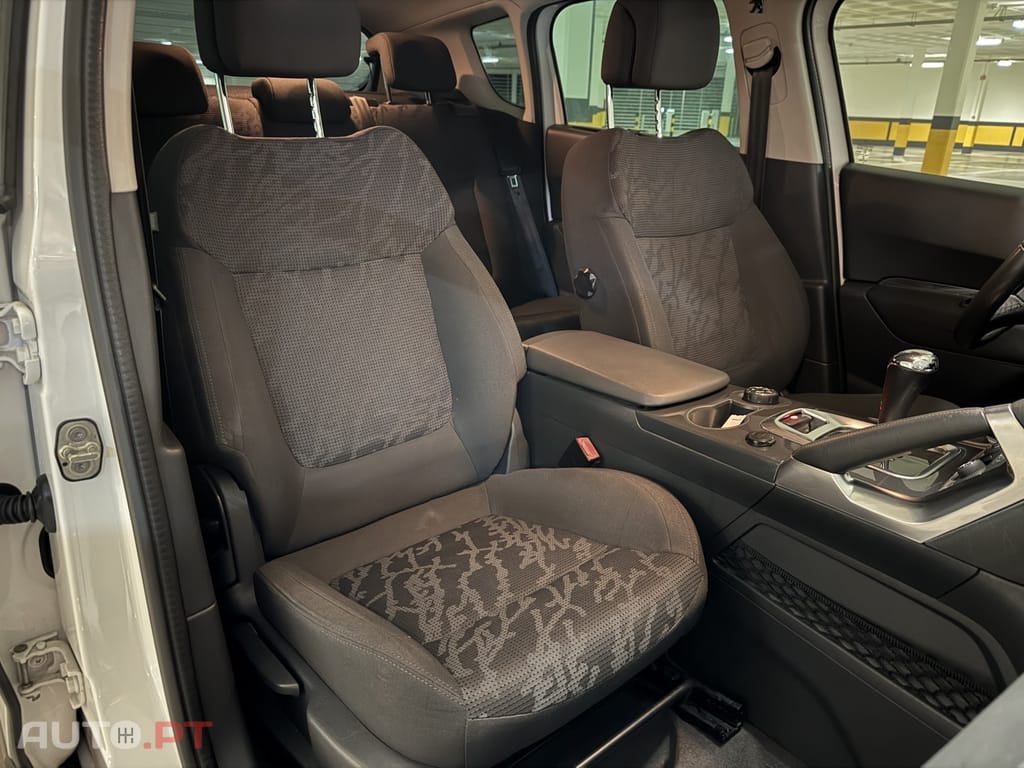 Peugeot 3008 1.6 BlueHDi Allure EAT6