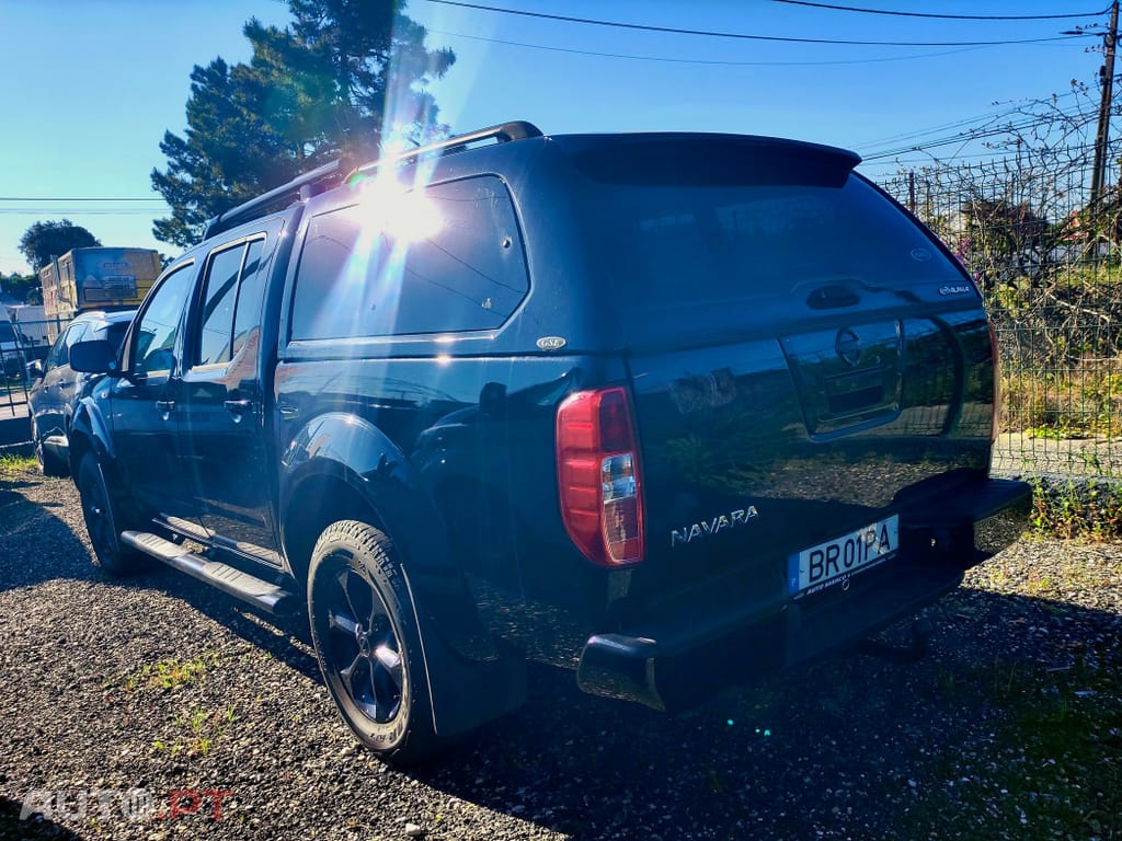 Nissan Navara 2.5 dCi CD LE Premium
