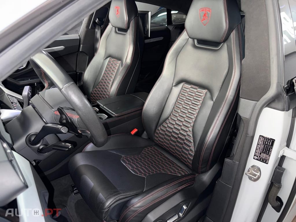 Lamborghini Urus 4.0 V8