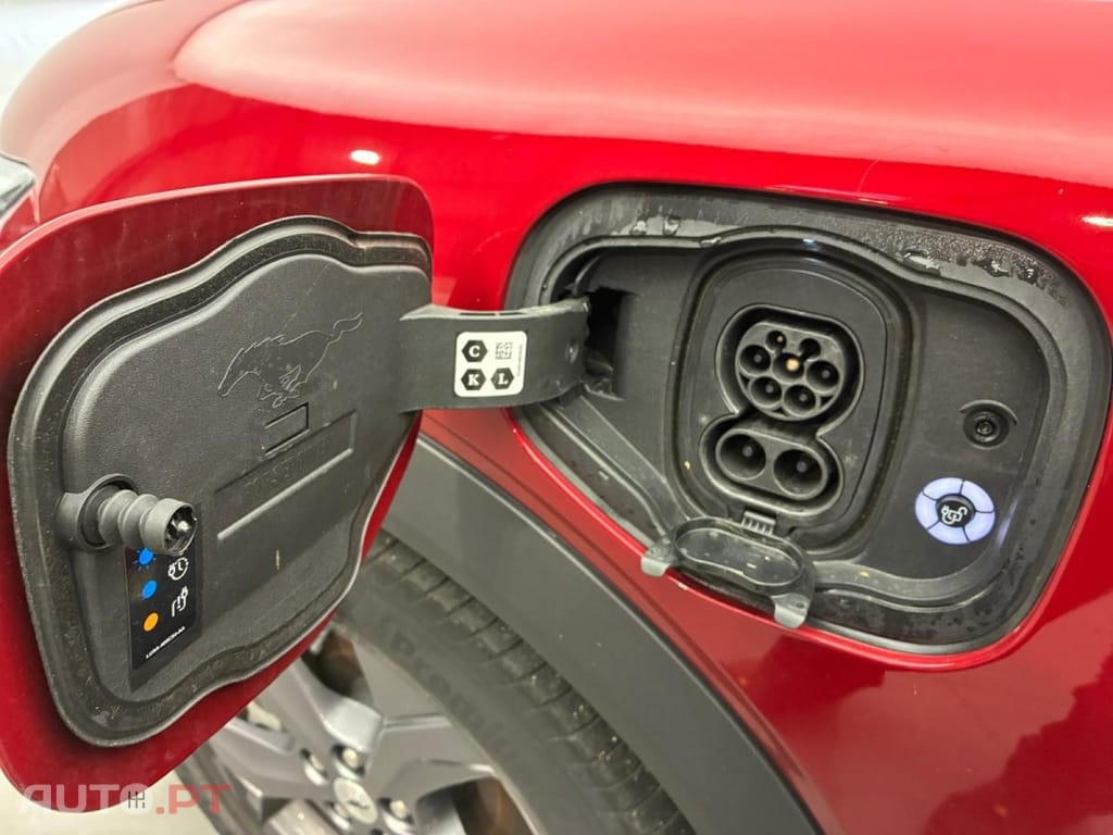 Ford Mustang Mach-E Standard Range