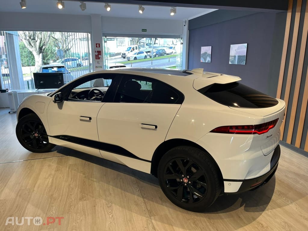 Jaguar I-Pace EV400 AWD HSE