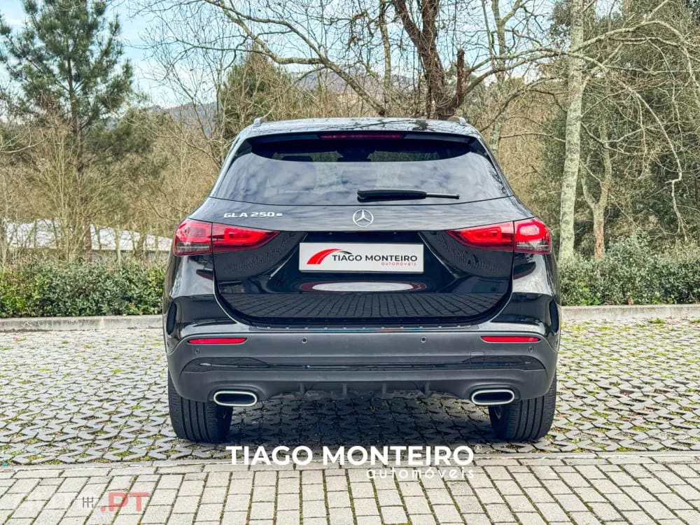 Mercedes-Benz GLA 250 e AMG Line