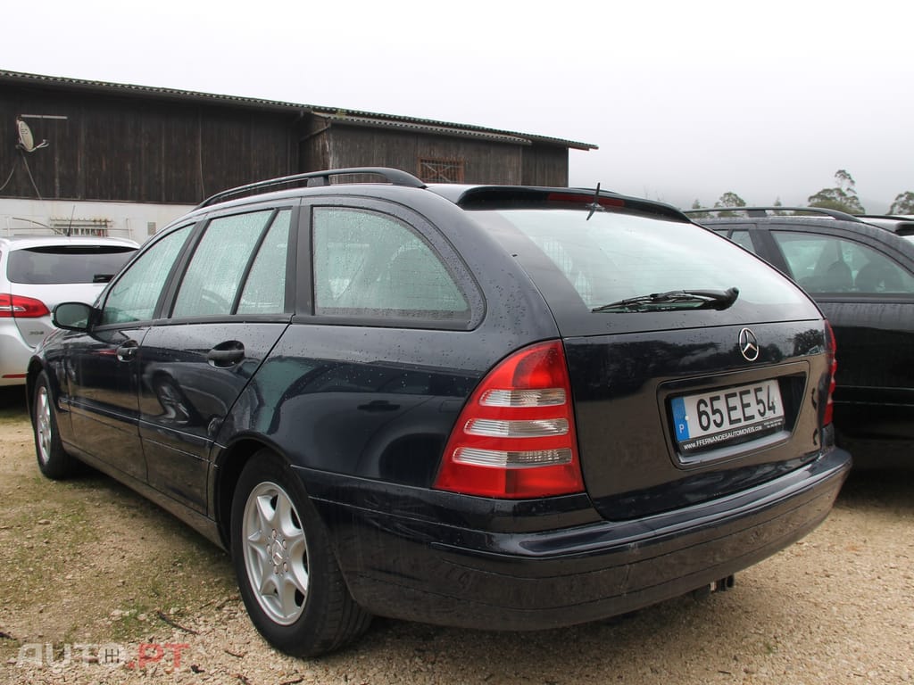Mercedes-Benz C 220 Outro