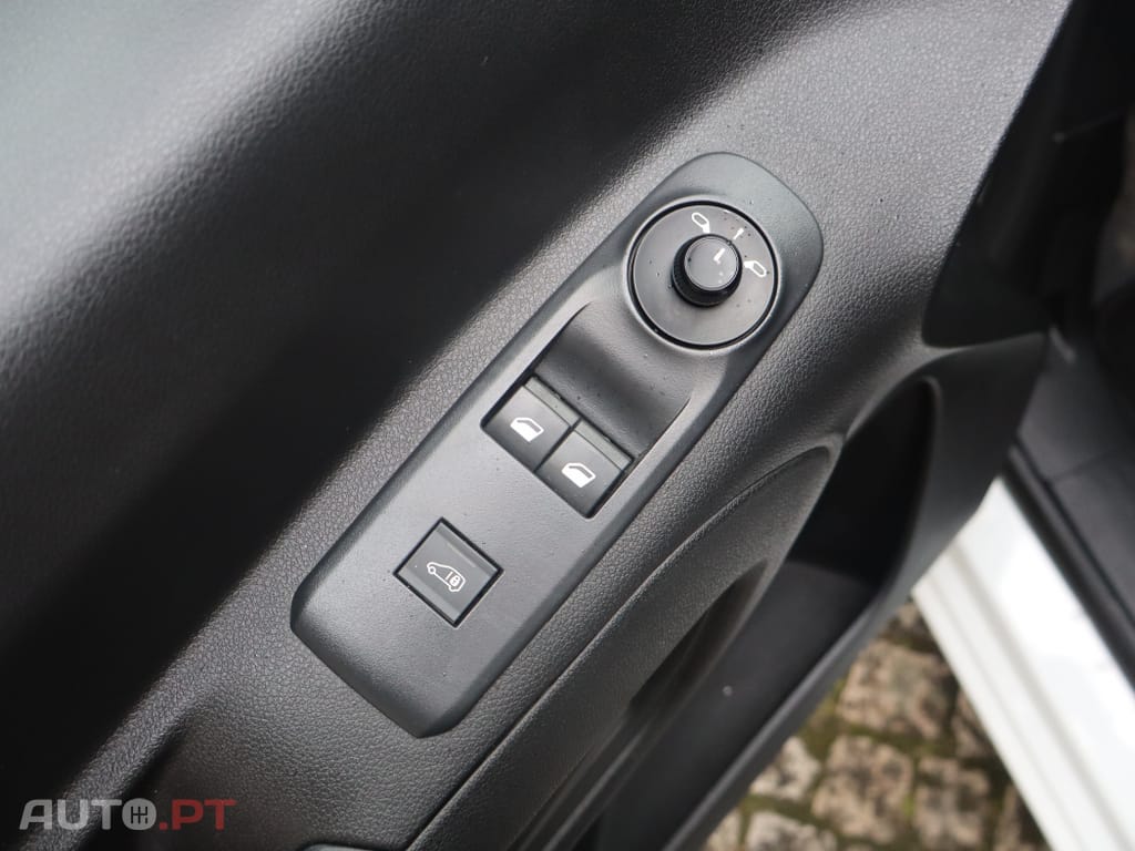 Citroen Berlingo 1.5 BlueHDi M Shine Pack