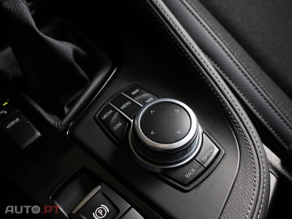 BMW X2 25 e xDrive Pack M