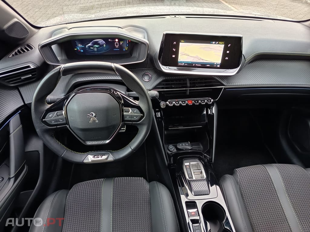 Peugeot E-208 50 kWh GT Pack