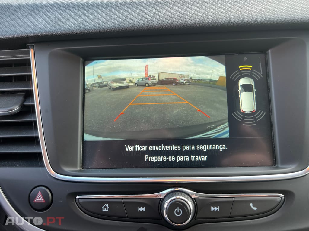 Opel Crossland X 1.2 Inovação